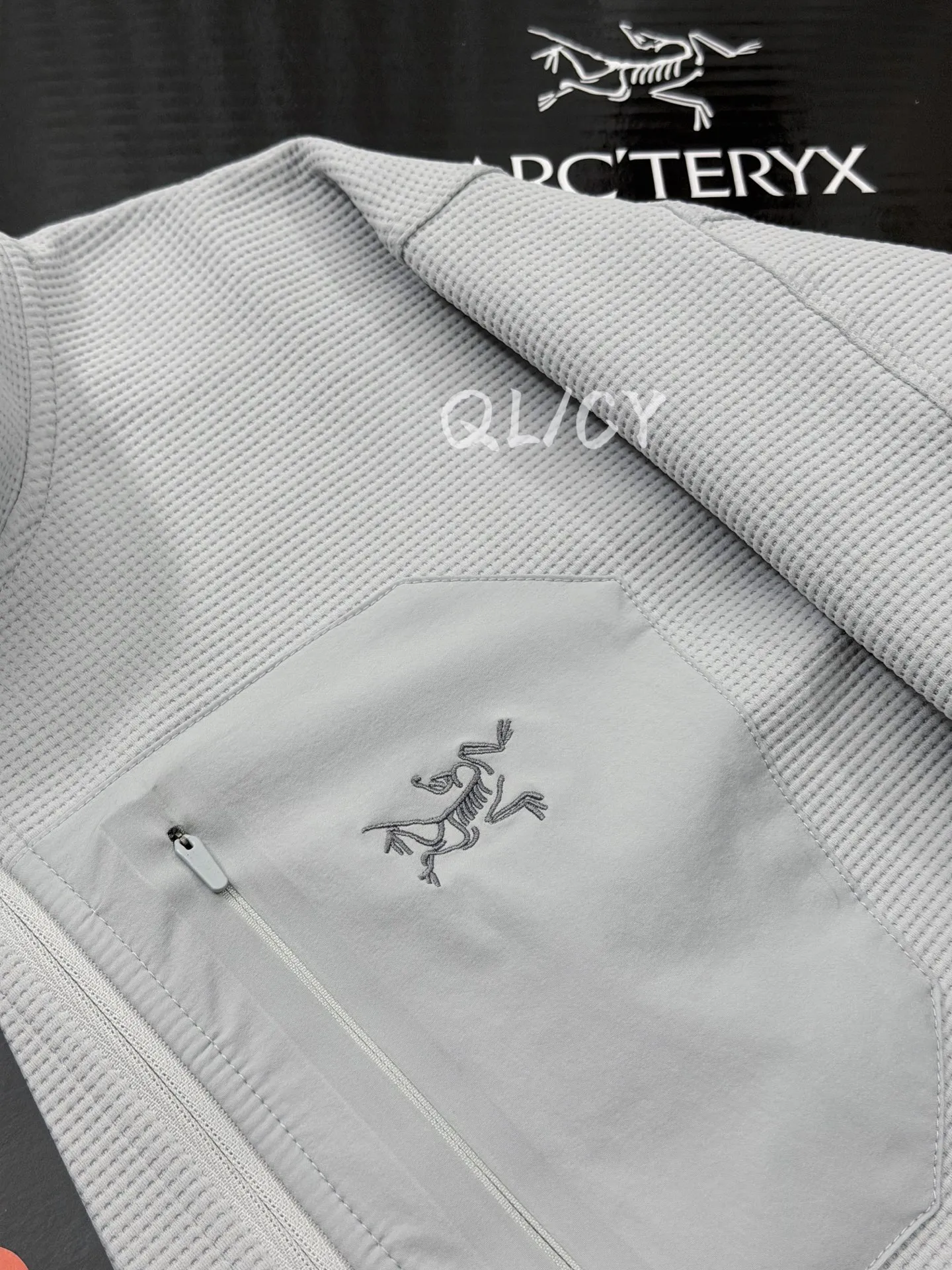 B 18 Quality ｜ ！ ，Breathable ， logo， ， ✅ 、 ！ 🔹 ： ｜ White｜Navy Blue Same Style， 👫 📏Size S｜ 67｜ 114｜ 78｜ 100‑120 ｜ 170‑175cm M｜ 69｜ 118｜ 80｜ 120‑140 ｜ 175‑180cm L｜ 71｜ 122｜ 82｜ 140‑160 ｜ 180‑185cm XL｜ 73｜ 126｜ 84｜ 160‑180 ｜ 185‑190cm 2XL｜ 74｜ 130｜ 85｜ 180‑ ｜ 185‑190cm 💡 ： ， oversize ， ！ # # # # # # # #